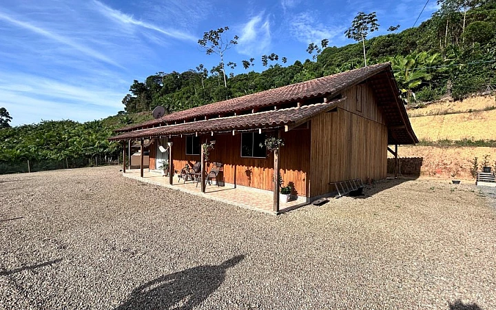 Sítio - Venda no bairro Entrada Bracinho - Massara Sítio